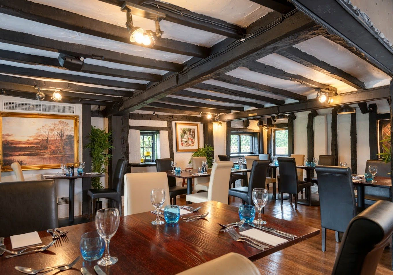 Pinewalk, Carshalton Beaches