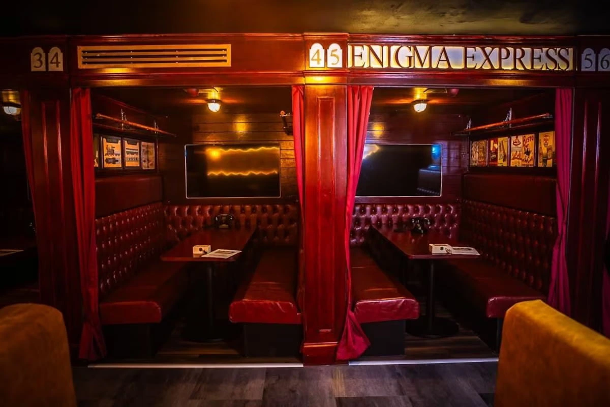 Pinewalk, Carshalton Beaches